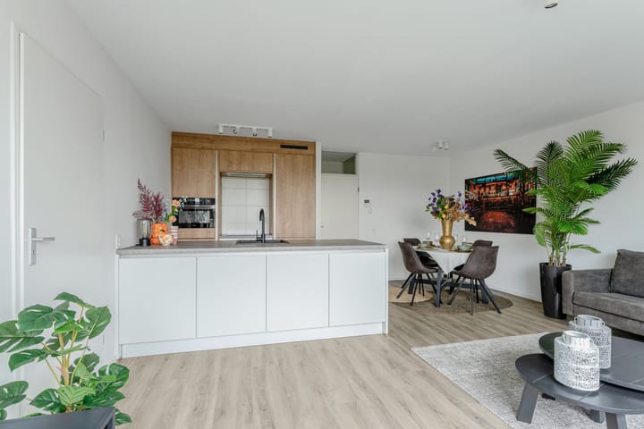 Foto 10 van Haringvliet 383