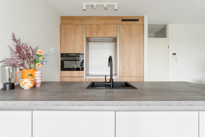 Foto 14 van Haringvliet 383