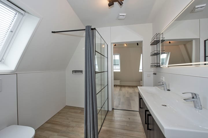 Photo 3 of Grotestraat 179-D