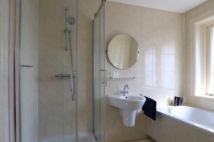 Foto 33 van Groenewoudseweg 47