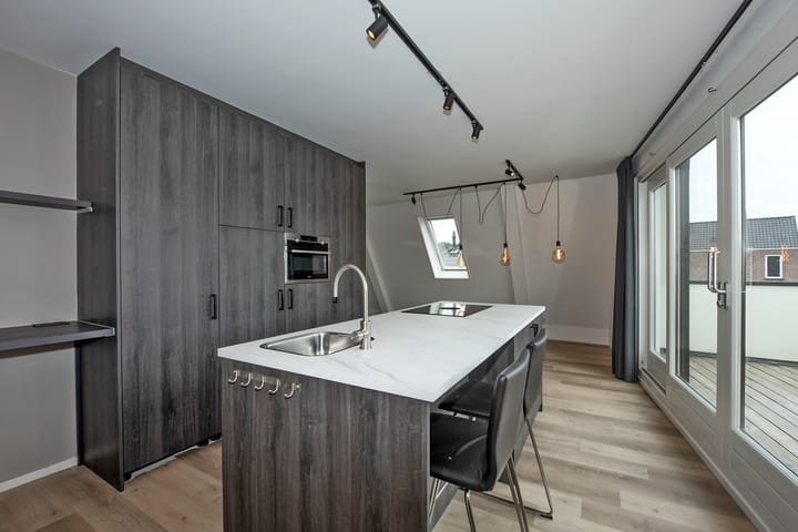 Foto 11 van Grotestraat 179-D