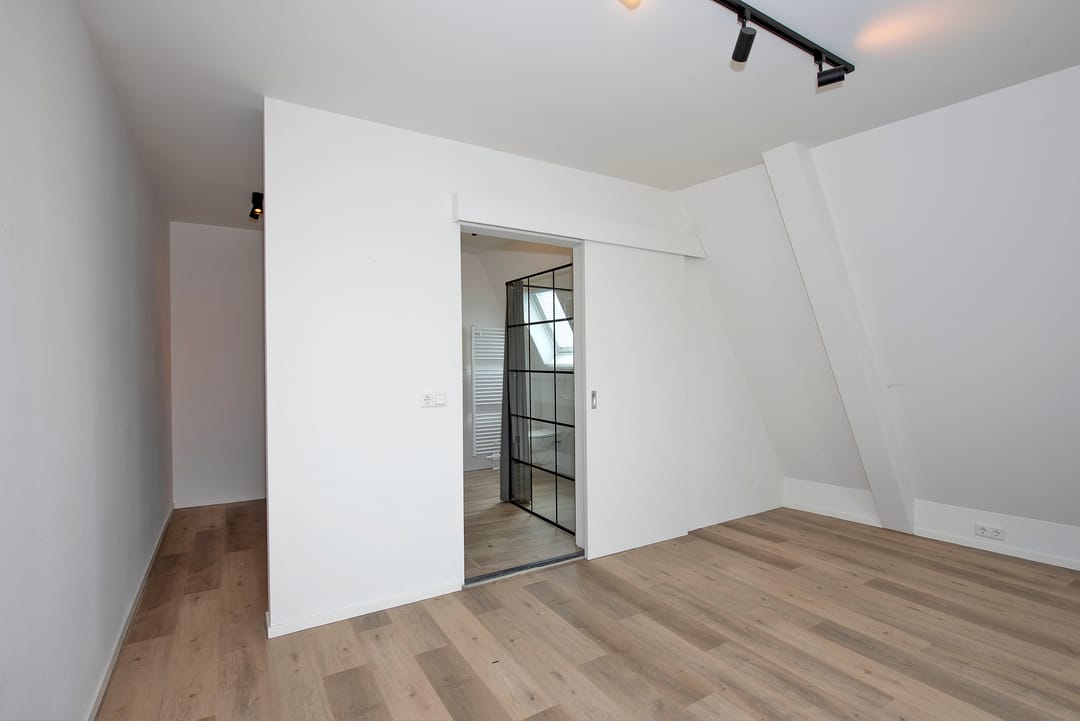 Photo 16 of Grotestraat 179-D