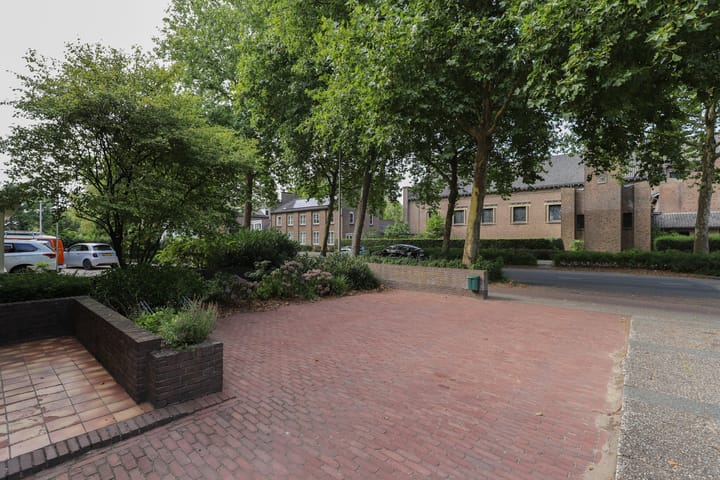 Foto 60 van Groenewoudseweg 47