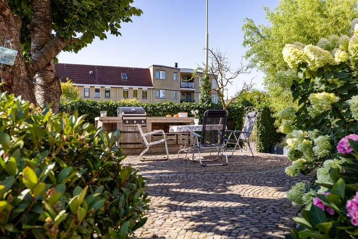 Foto 6 van Spoorstraat 9