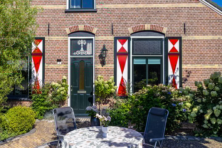 Foto 10 van Spoorstraat 9