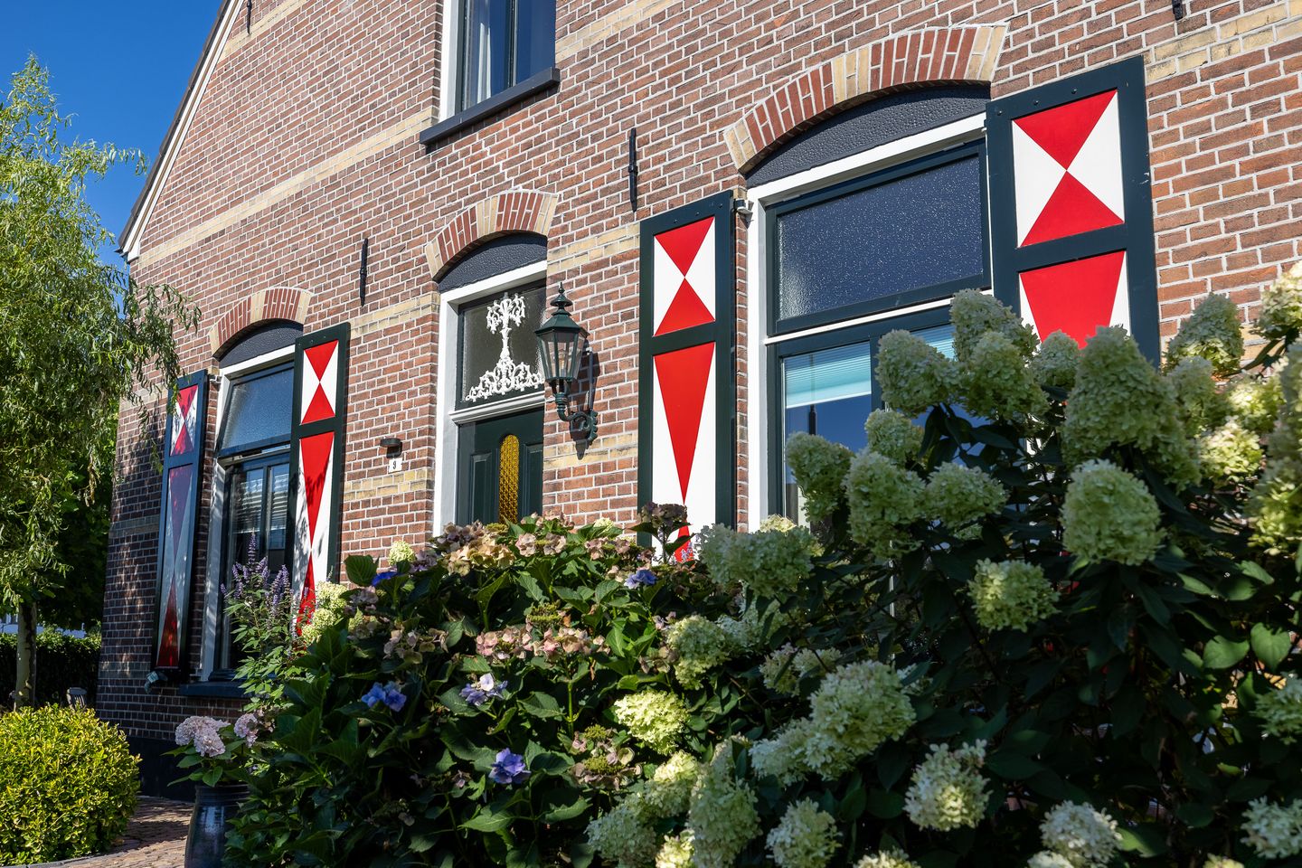 Photo 34 of Spoorstraat 9