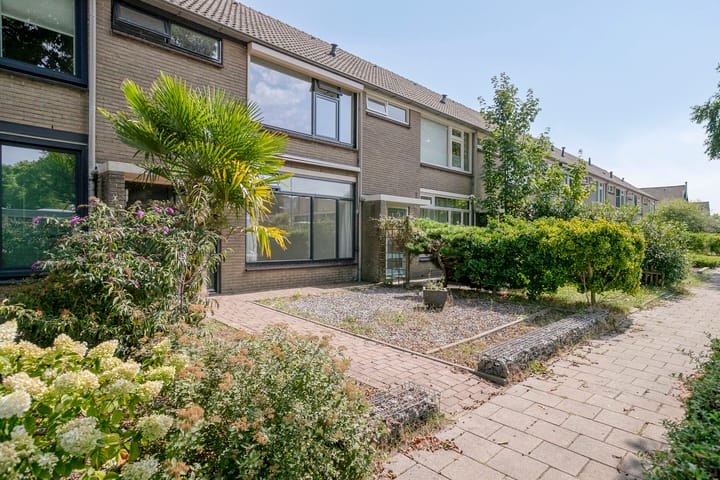 Foto 6 van Van Anrooijstraat 10