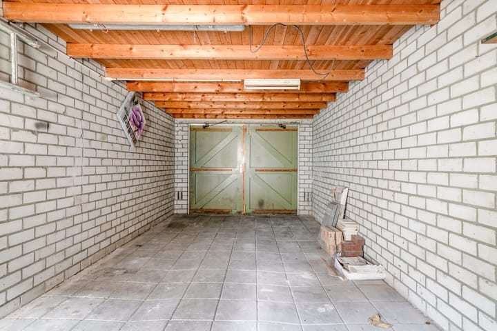 Foto 18 van Van Anrooijstraat 10