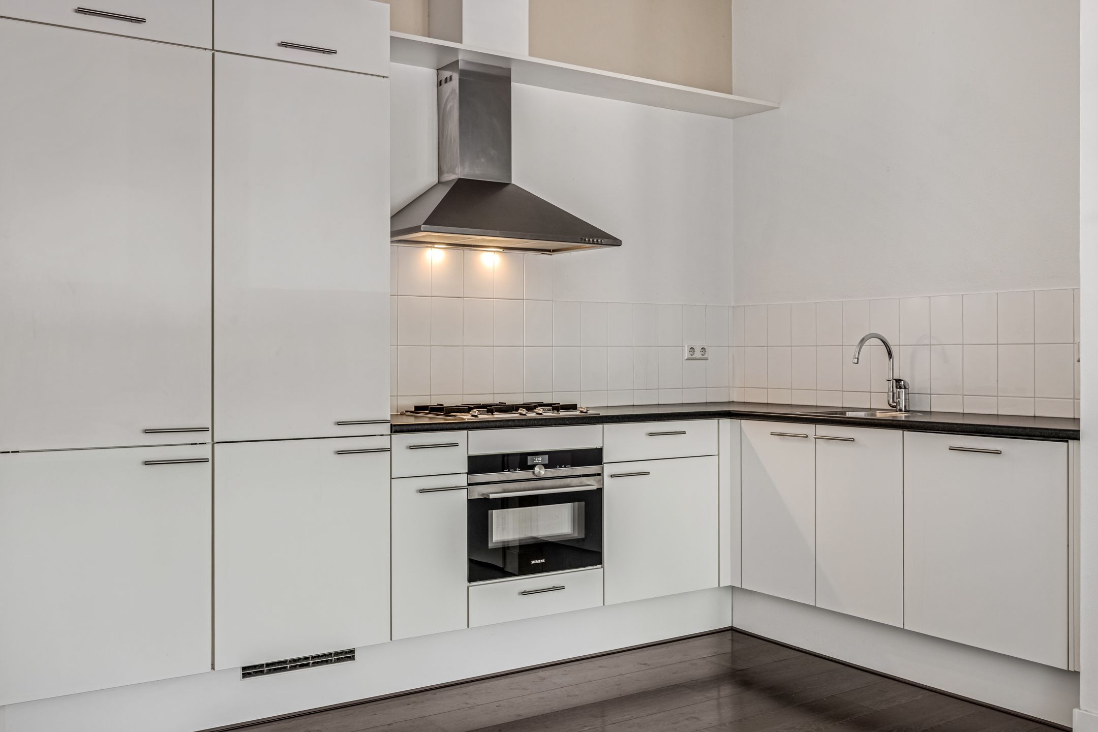 Photo 9 of Wadestein 38