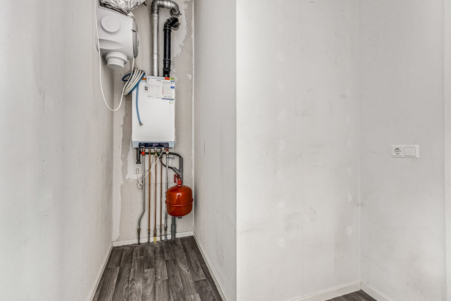 Photo 19 of Wadestein 38