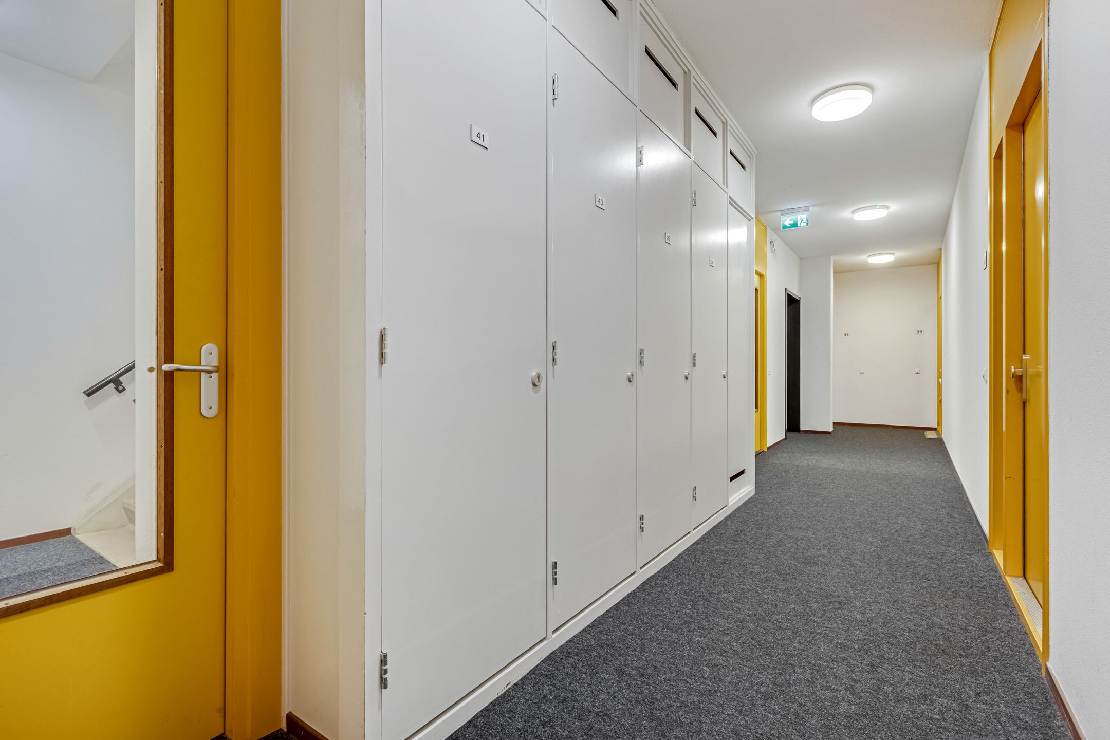 Photo 27 of Wadestein 38