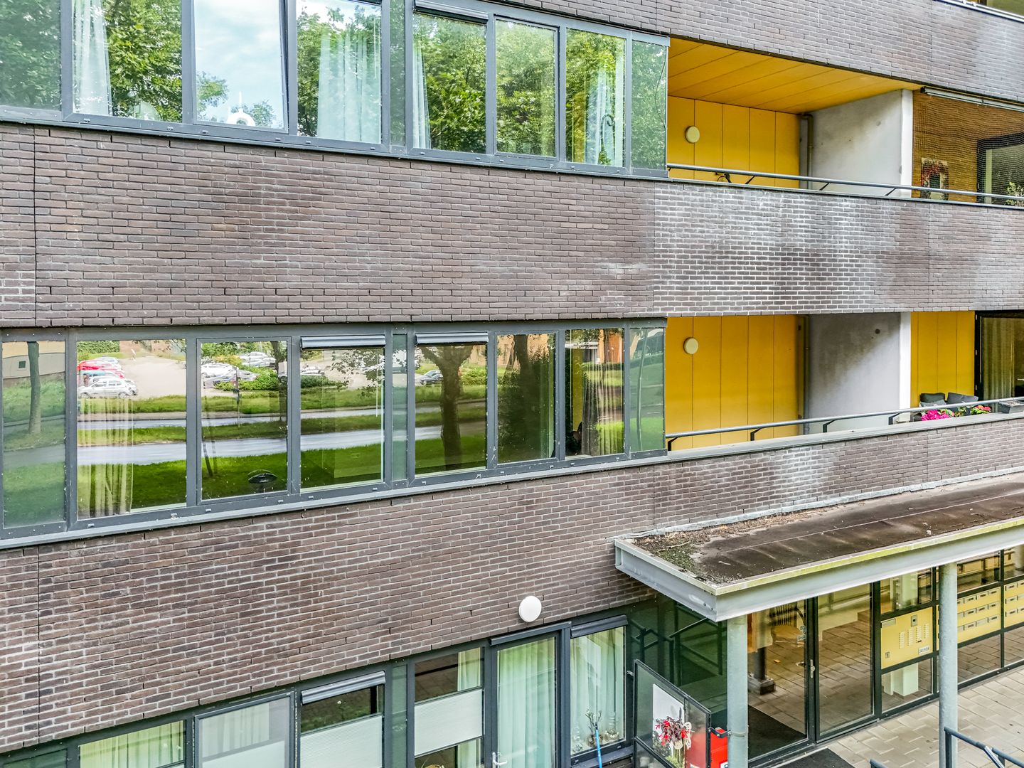 Photo 34 of Wadestein 38