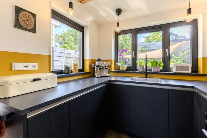 Photo 8 of Weverstraat 14