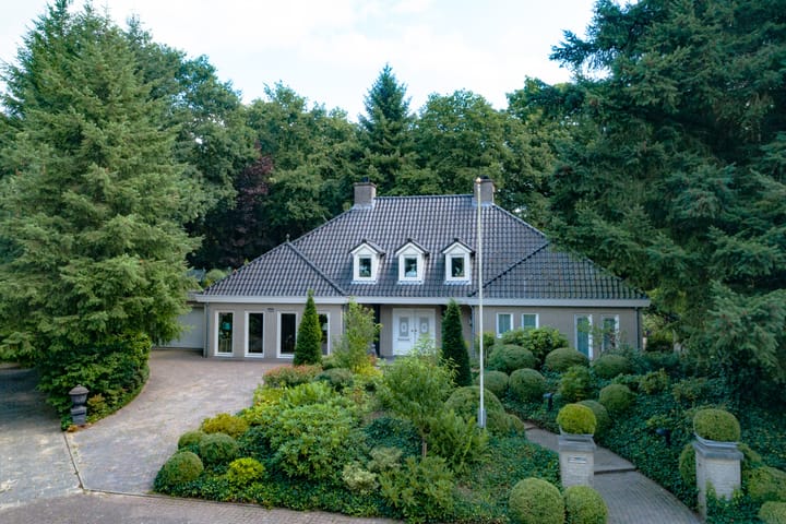 Photo 2 of Patersweg 9