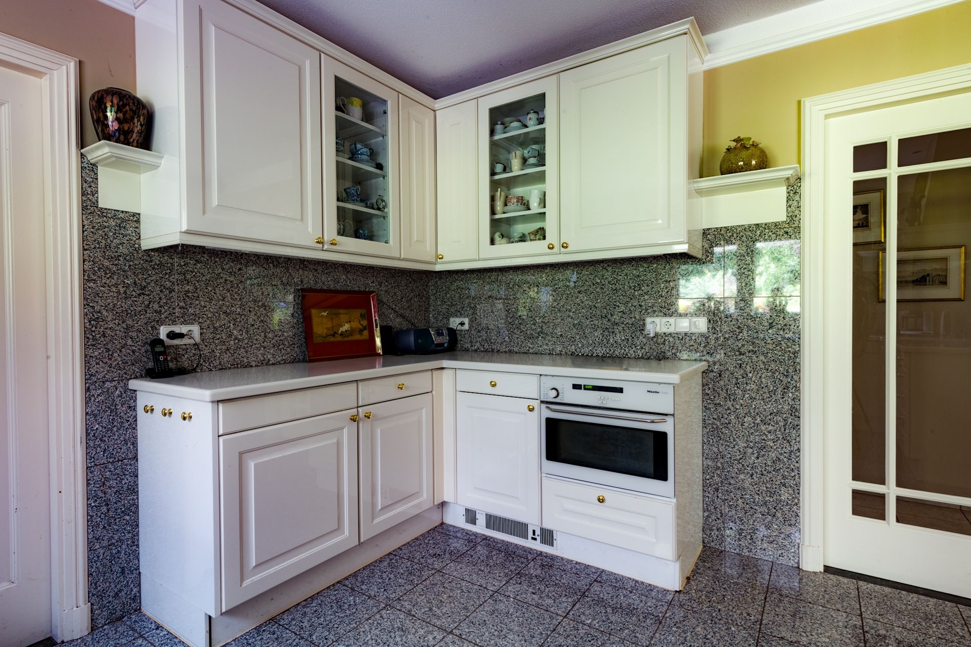 Photo 15 of Patersweg 9