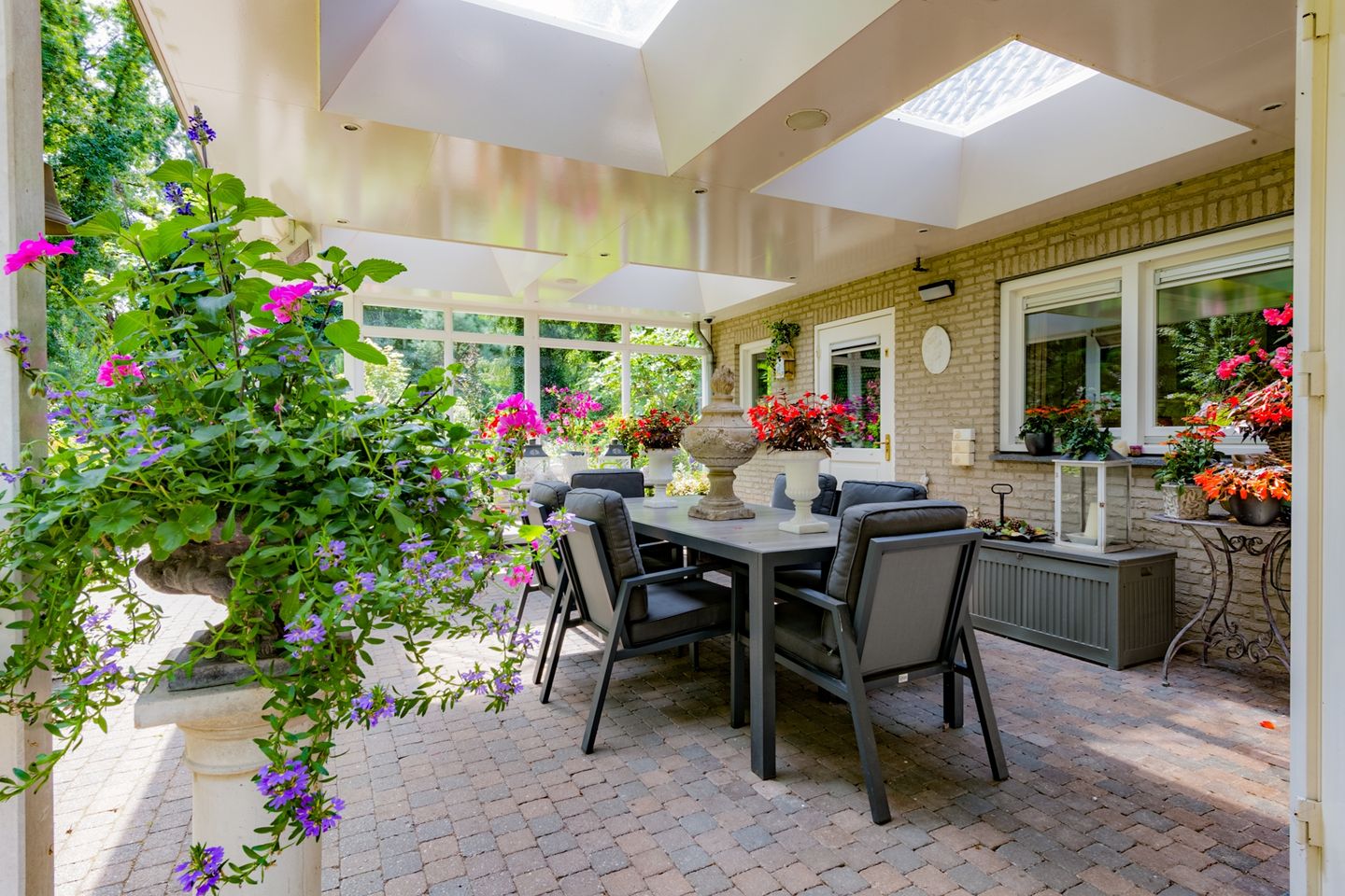 Photo 40 of Patersweg 9