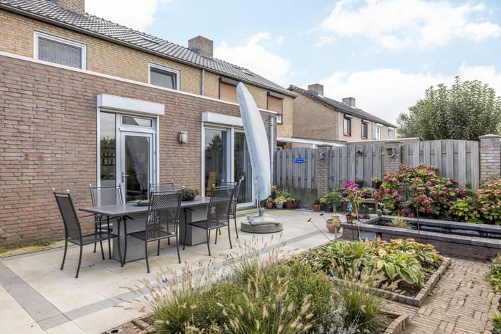 Foto 30 van Leon Biessenstraat 7