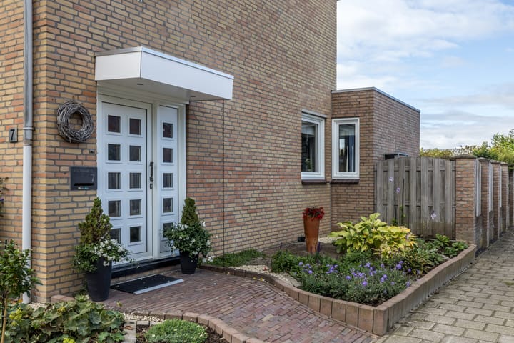 Foto 36 van Leon Biessenstraat 7