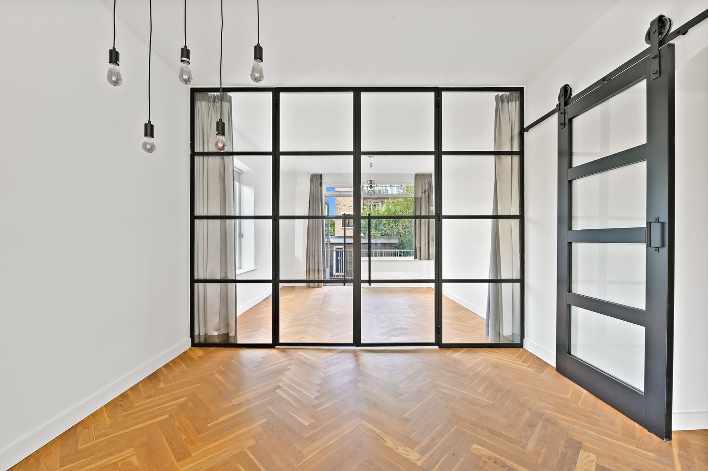 Foto 14 van Paulinastraat 38