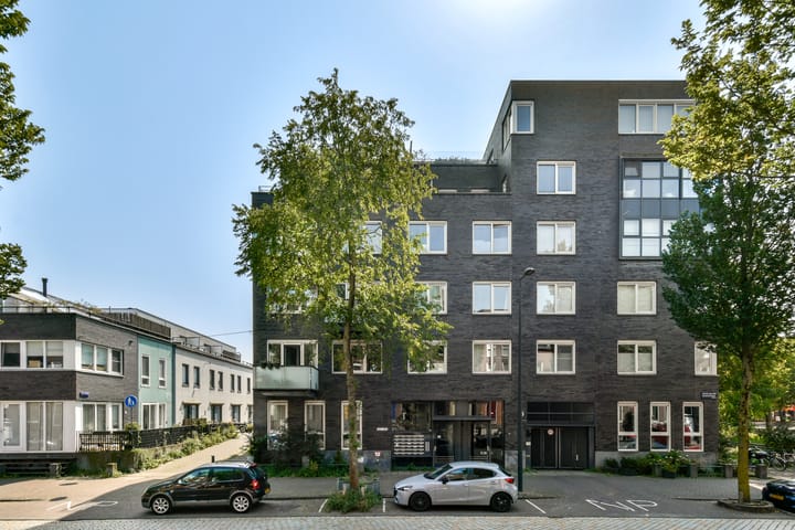 Foto 27 van Johan van der Keukenstraat 194