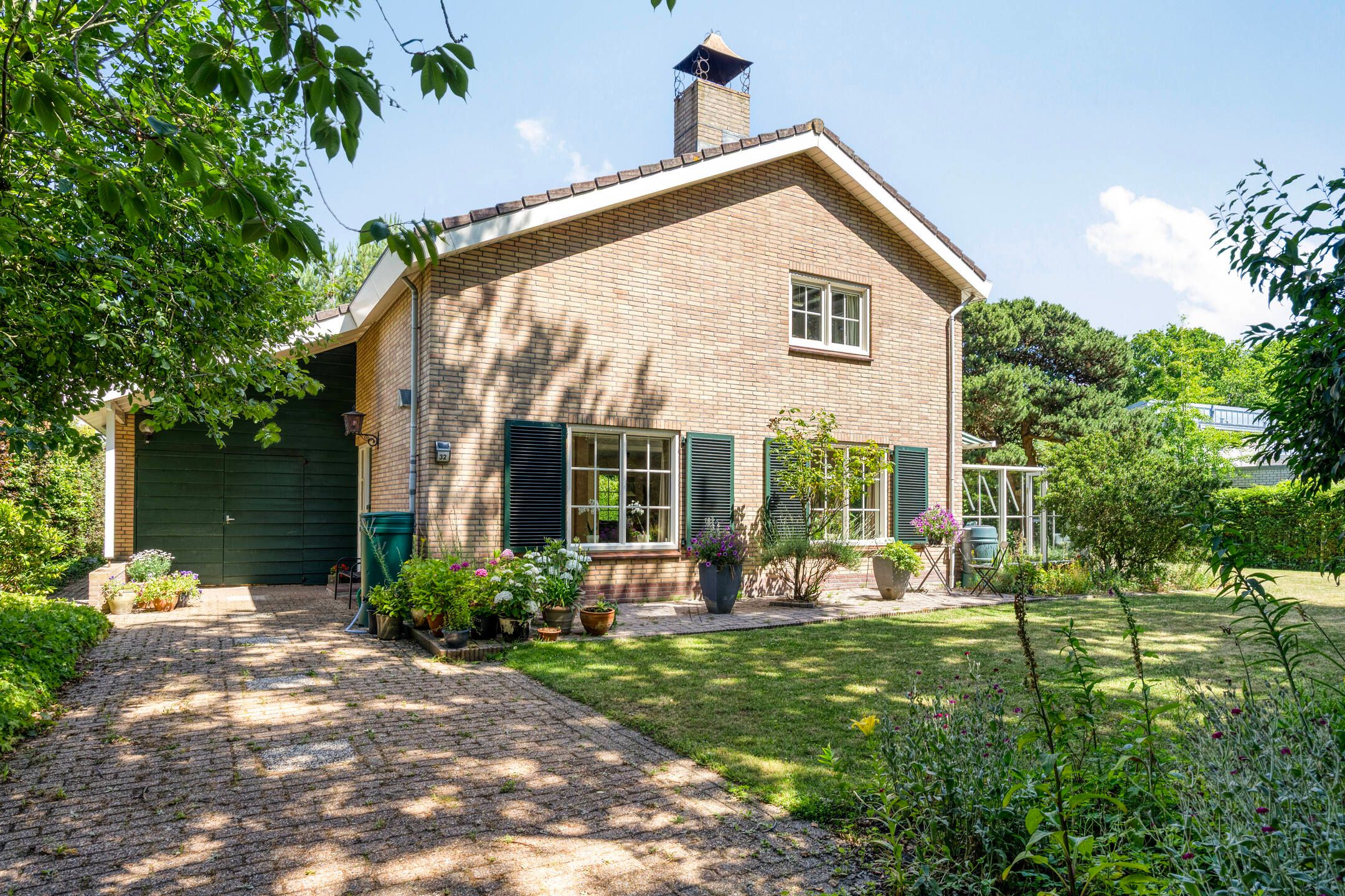 3-bedroom freehold villa in Oostkapelle — photo 1 of 5