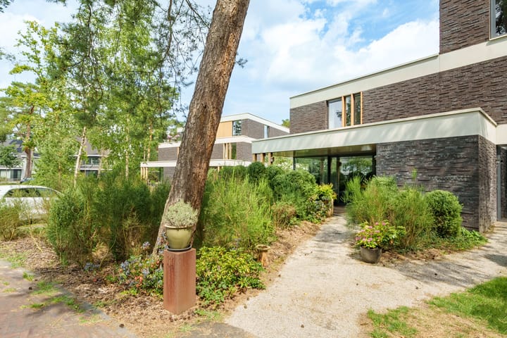 Photo 2 of Prinses Catharina Amalialaan 147