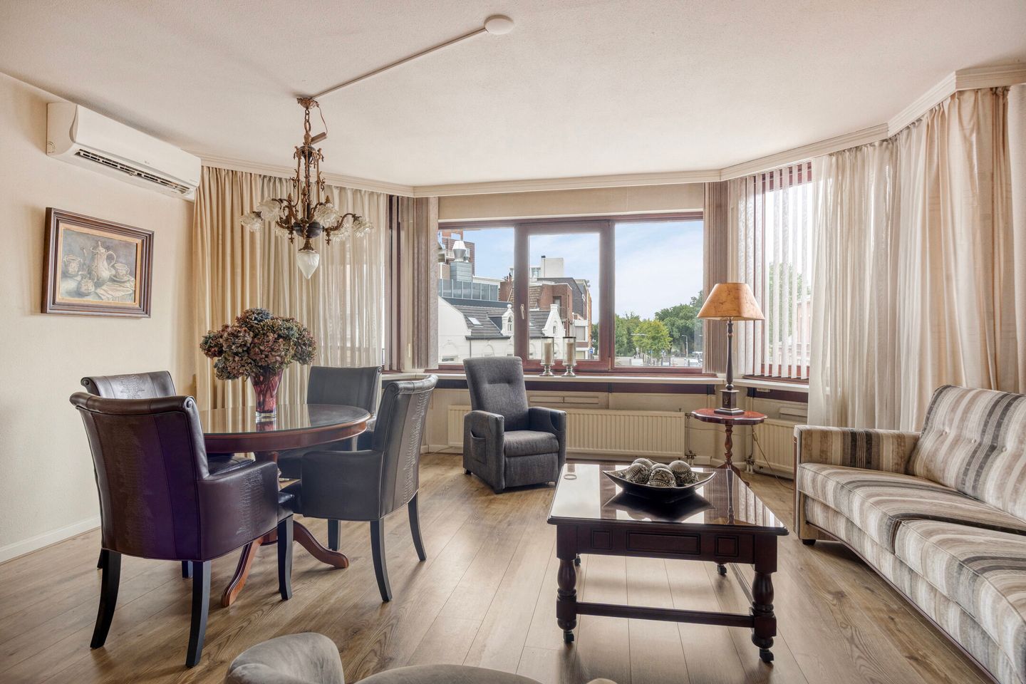 Foto 10 van Parallelweg 6