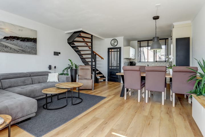 Foto 11 van Kruiszwin 3716