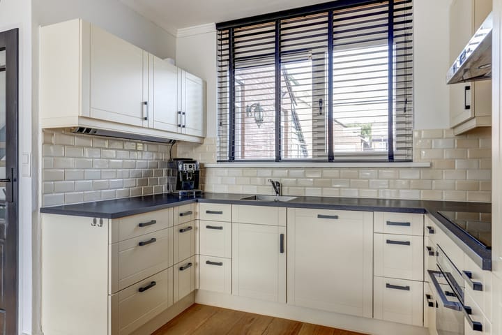 Foto 13 van Kruiszwin 3716