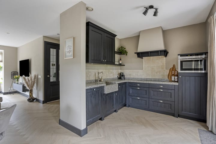 Foto 13 van Maatschappijstraat 6