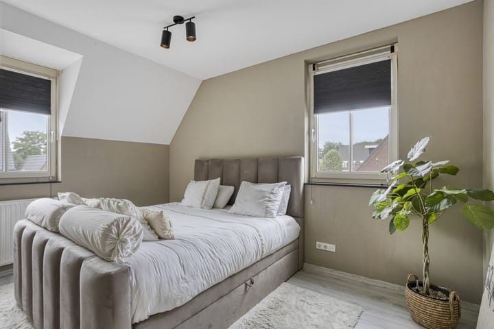 Foto 20 van Maatschappijstraat 6