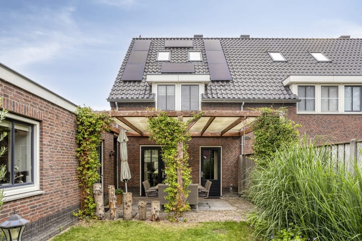 Foto 31 van Maatschappijstraat 6