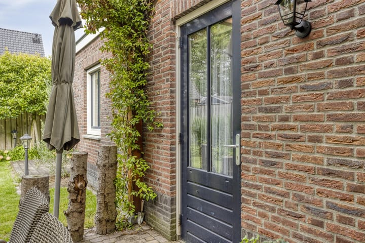 Foto 34 van Maatschappijstraat 6