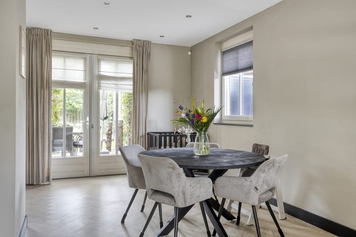 Foto 12 van Maatschappijstraat 6