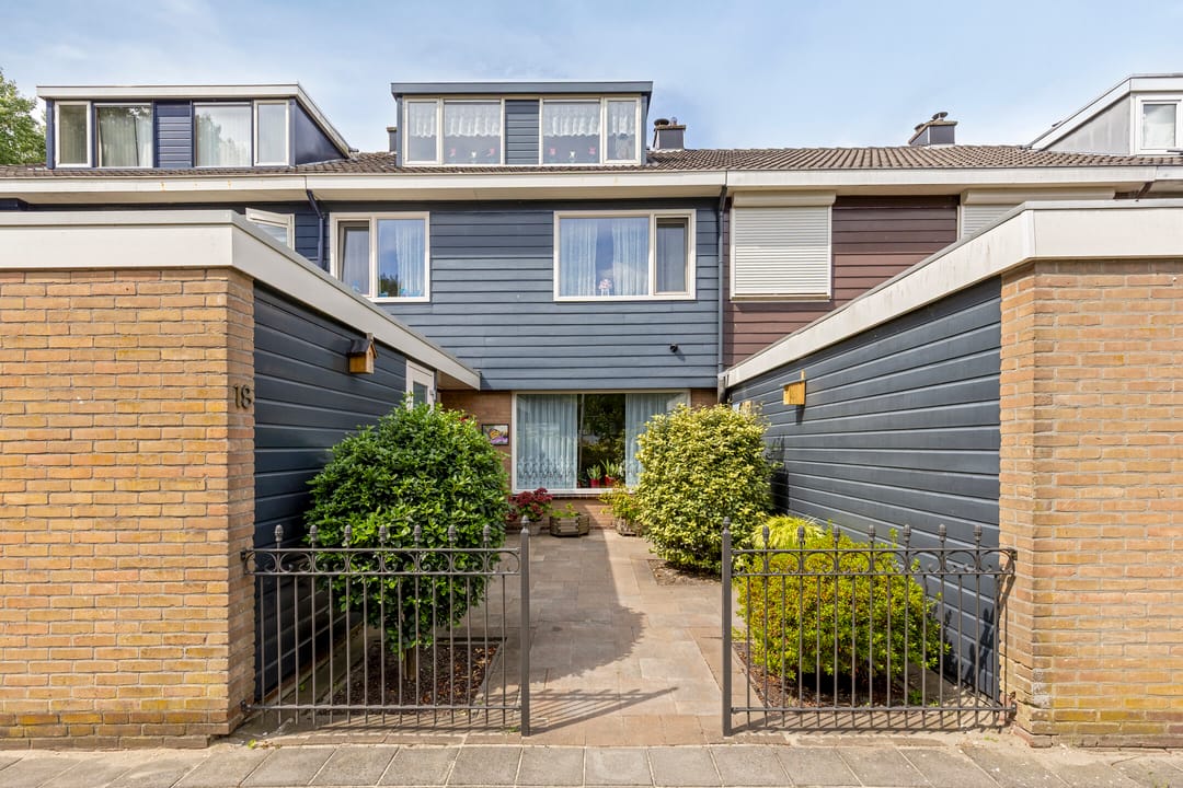 Foto 1 van Pijnboomstraat 18