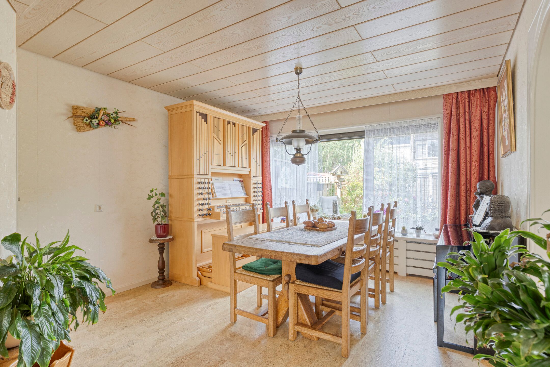 Foto 6 van Pijnboomstraat 18