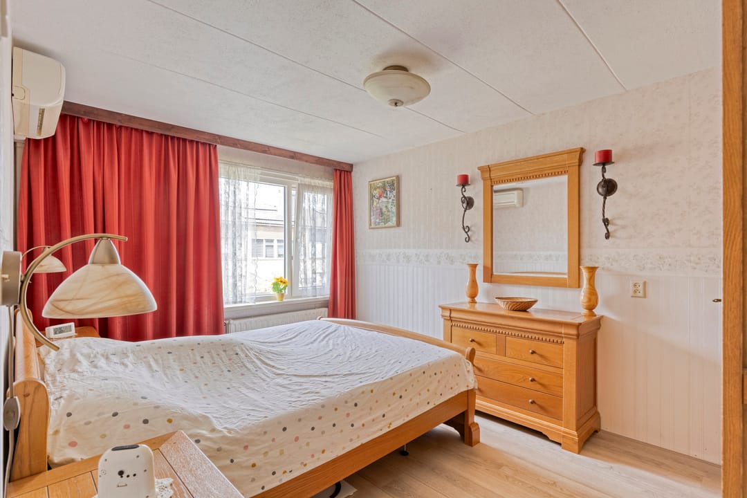 Foto 16 van Pijnboomstraat 18