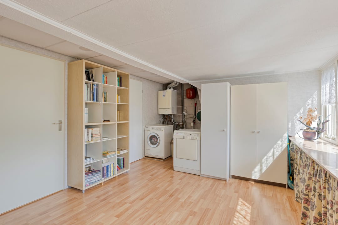 Foto 23 van Pijnboomstraat 18