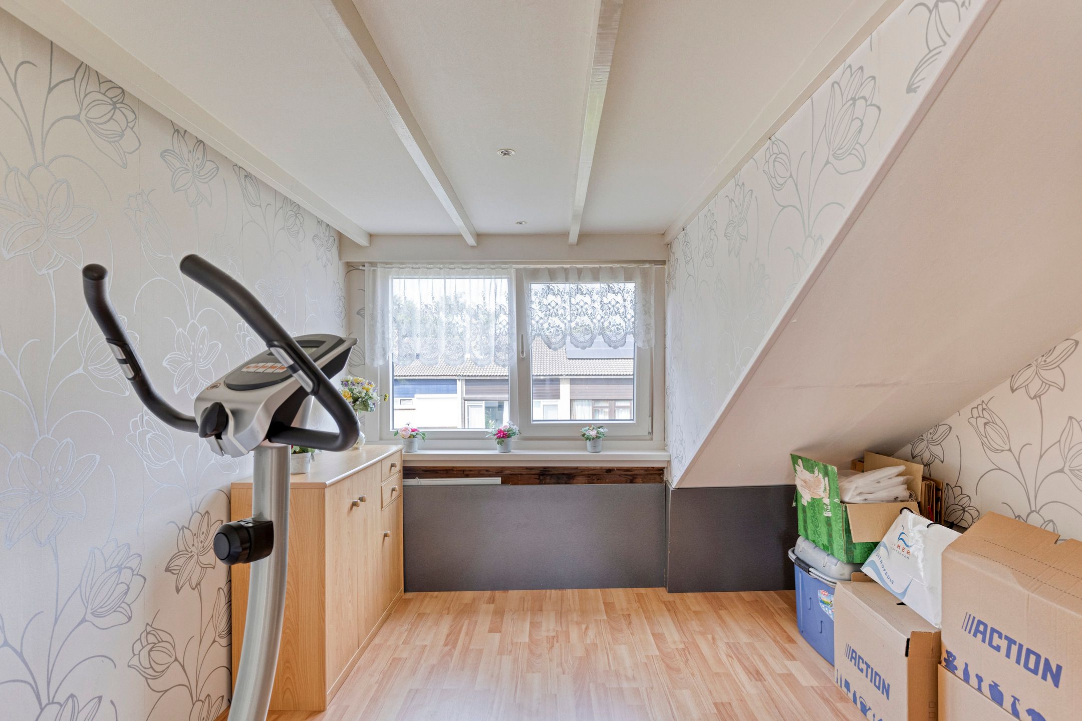 Foto 27 van Pijnboomstraat 18