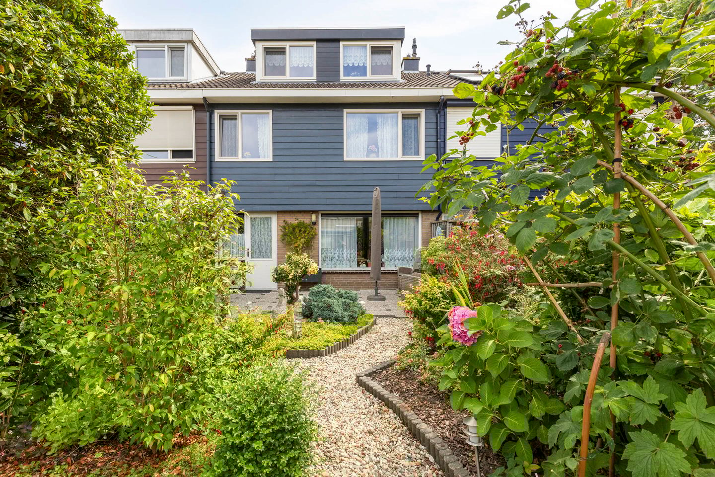 Foto 29 van Pijnboomstraat 18