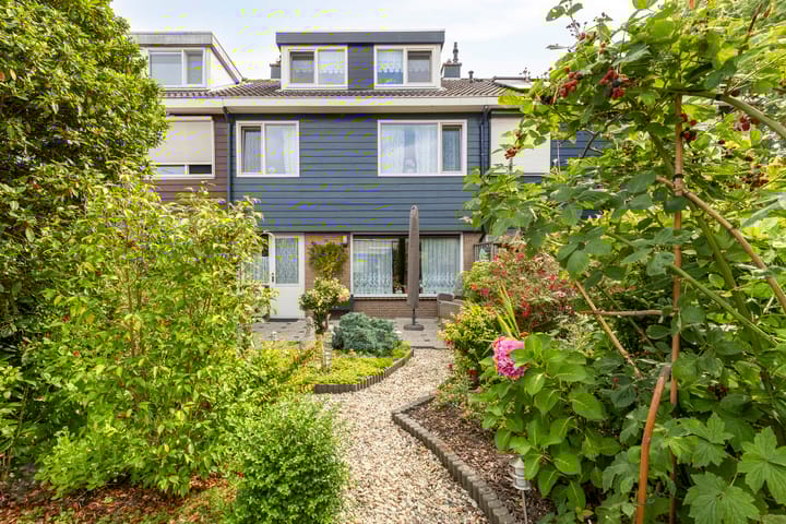 Photo 29 of Pijnboomstraat 18