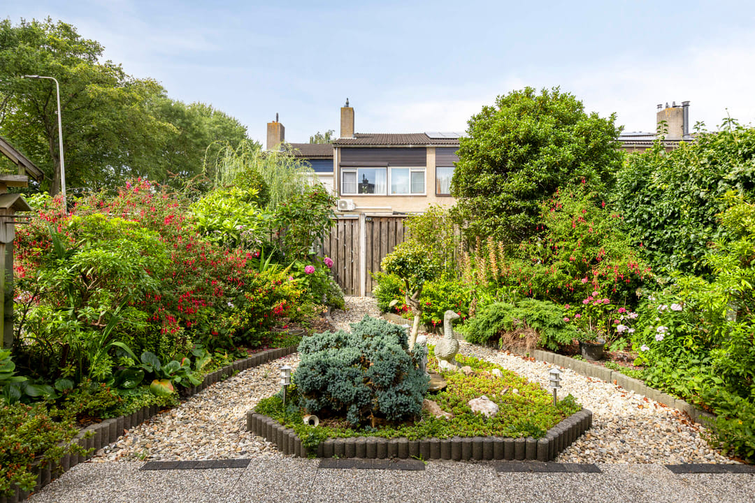 Foto 32 van Pijnboomstraat 18