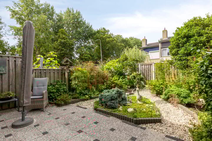 Photo 33 of Pijnboomstraat 18