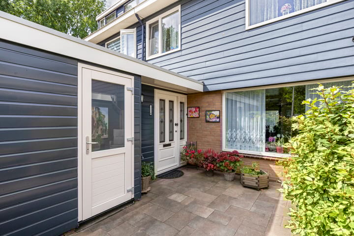 Photo 37 of Pijnboomstraat 18