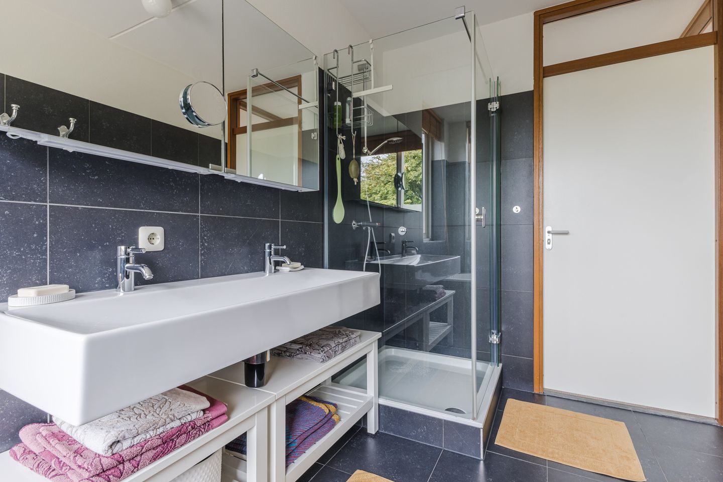 Photo 35 of Herenweg 170-A