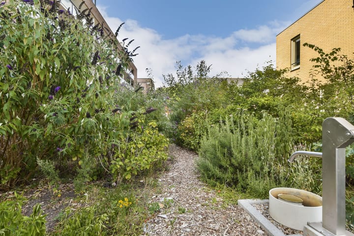 Foto 23 van Galantstraat 65