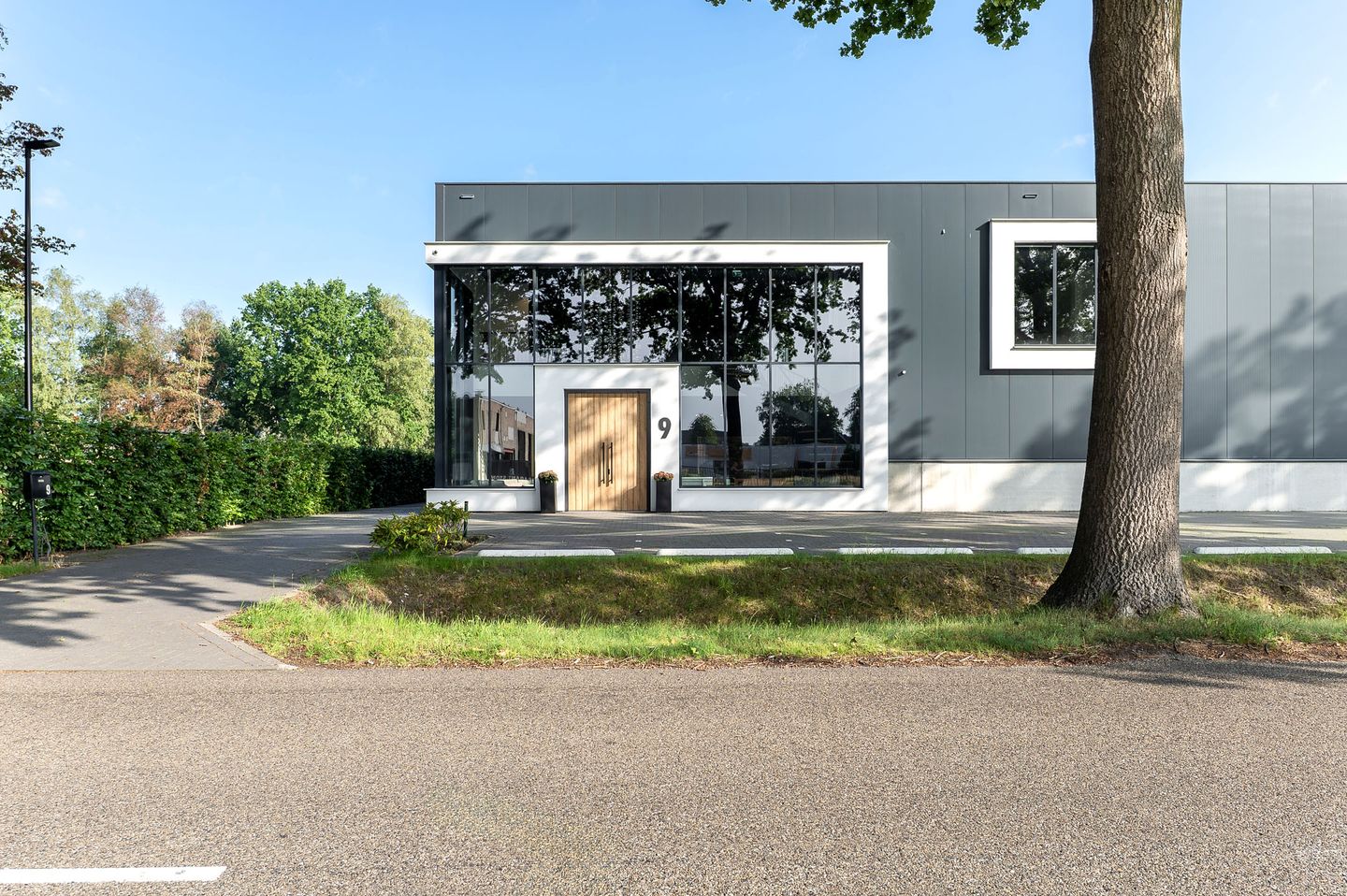 View photo 2 of Sprendlingenstraat 9