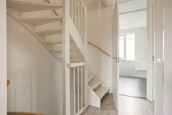 Photo 22 of Byblisstraat 42