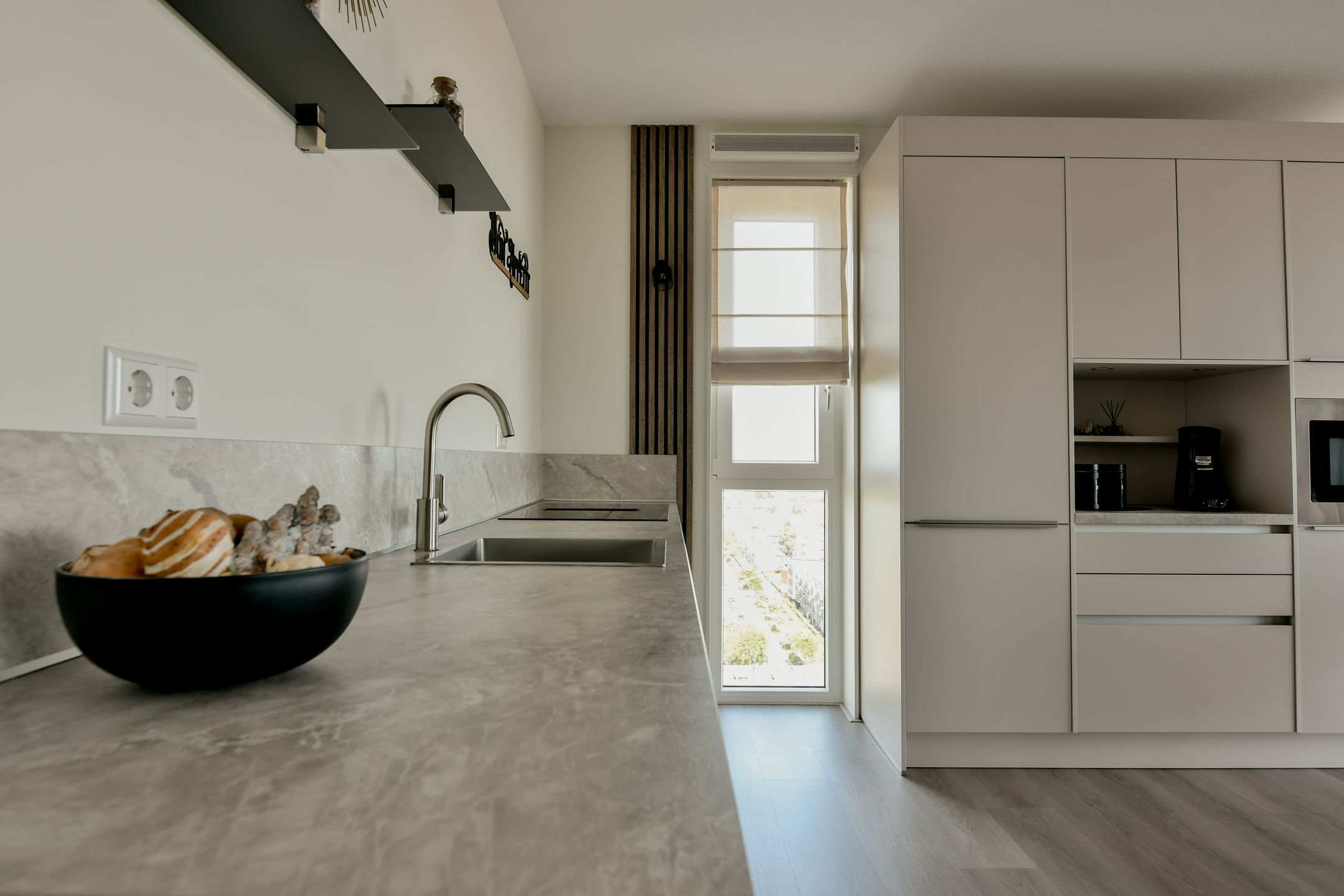 Foto 9 van Albertina Agnesstraat 264