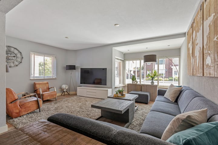 Photo 2 of Burgemeester Wallerstraat 112